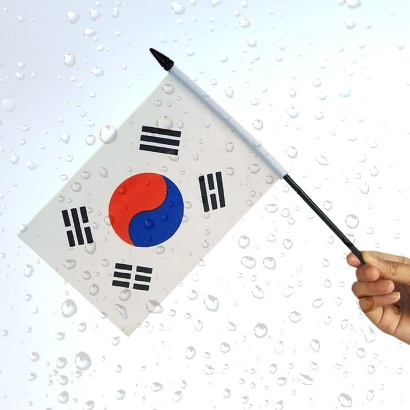 Zigvert US & South Korea Twin Flag Set - American & Korean Table Flag for Room Display - Image 1